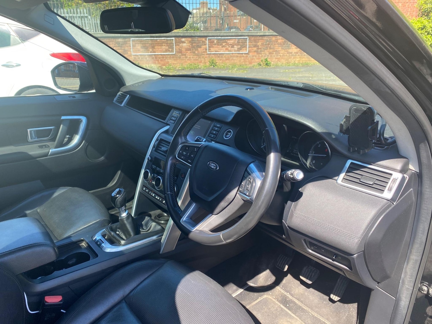 Used Land Rover Discovery Sport for sale - 76994922: Photo 28