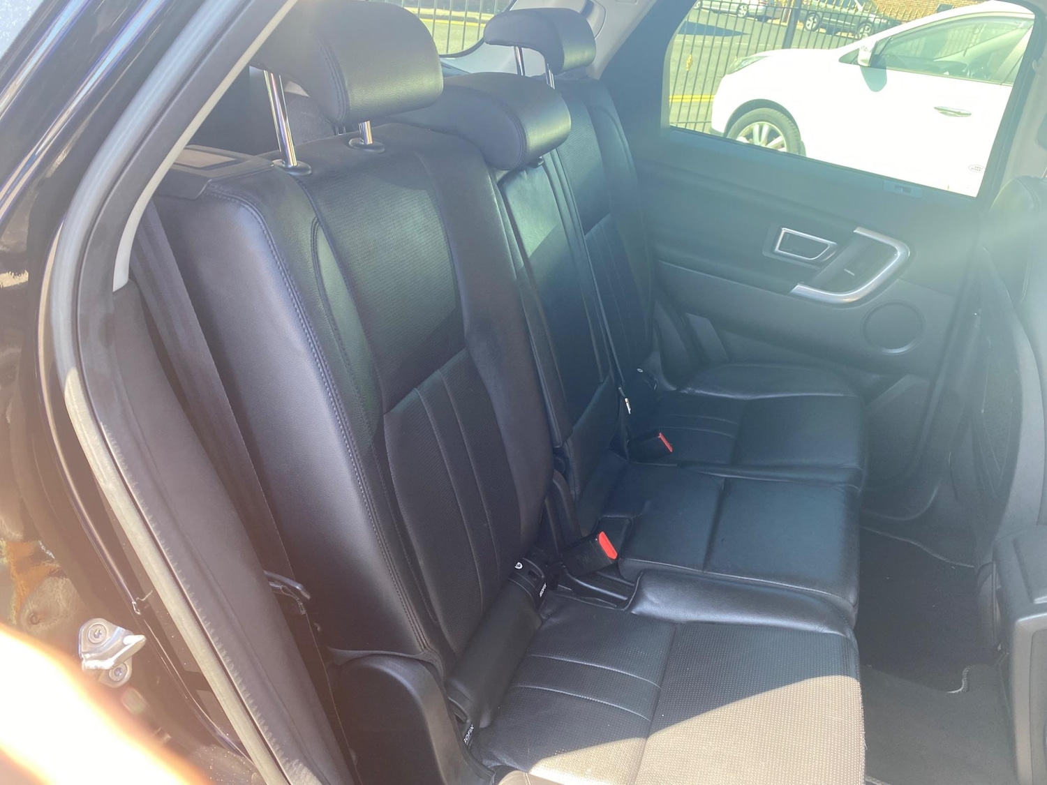 Used Land Rover Discovery Sport for sale - 76994922: Photo 32