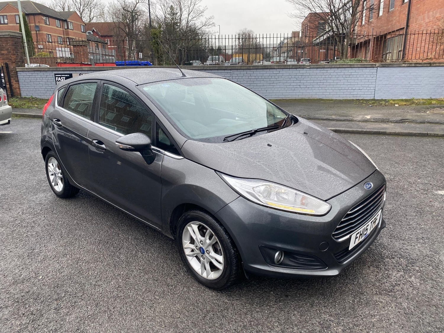 Used Ford Fiesta 2015 for sale - 77040357: Photo 1