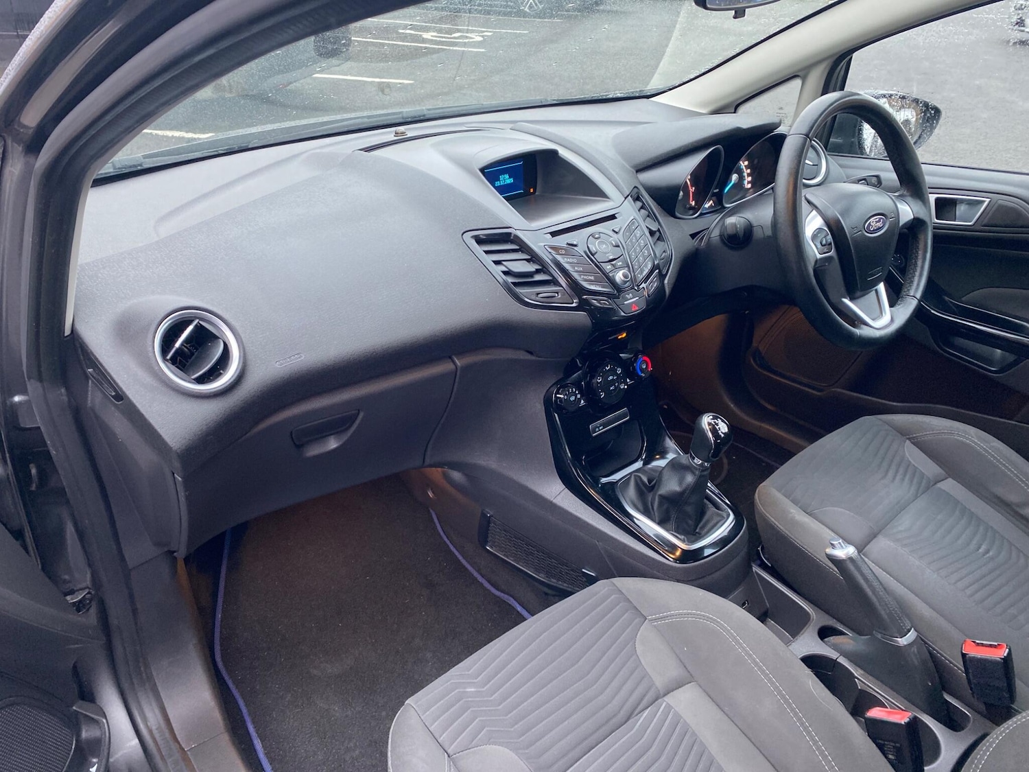 Used Ford Fiesta 2015 for sale - 77040357: Photo 11