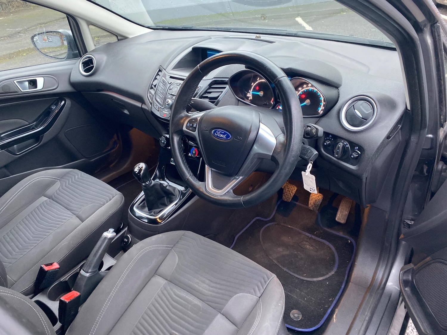 Used Ford Fiesta 2015 for sale - 77040357: Photo 15