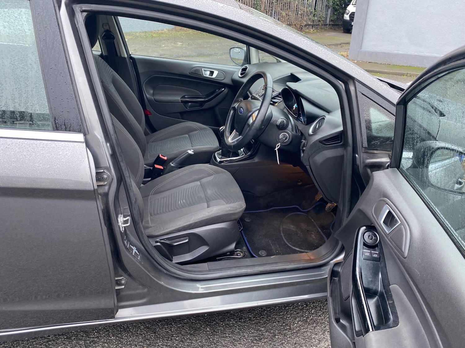 Used Ford Fiesta 2015 for sale - 77040357: Photo 17