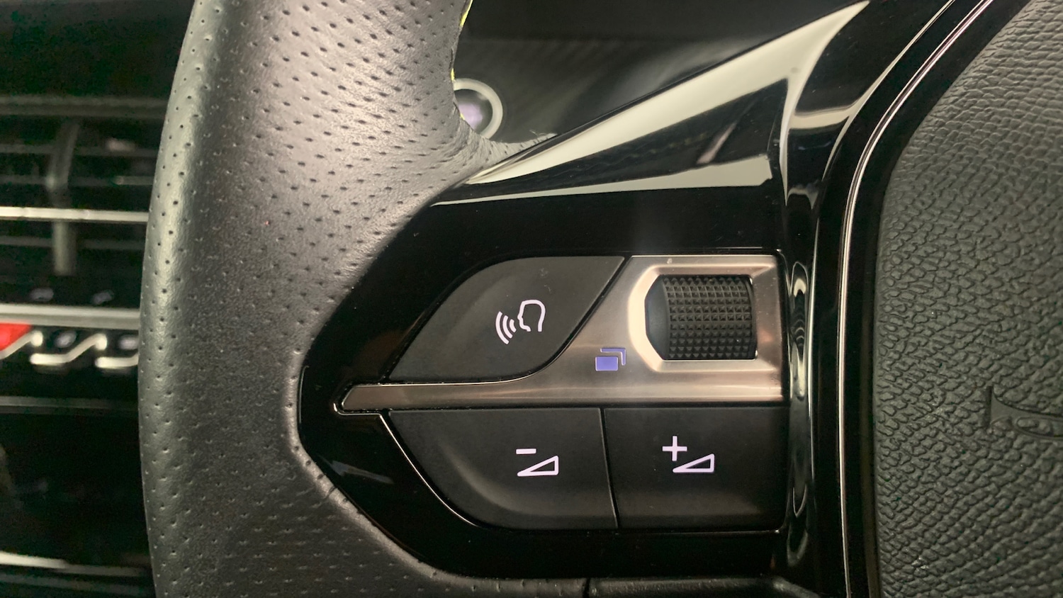 Used Peugeot 2008 2022 for sale - 76574426: Photo 19