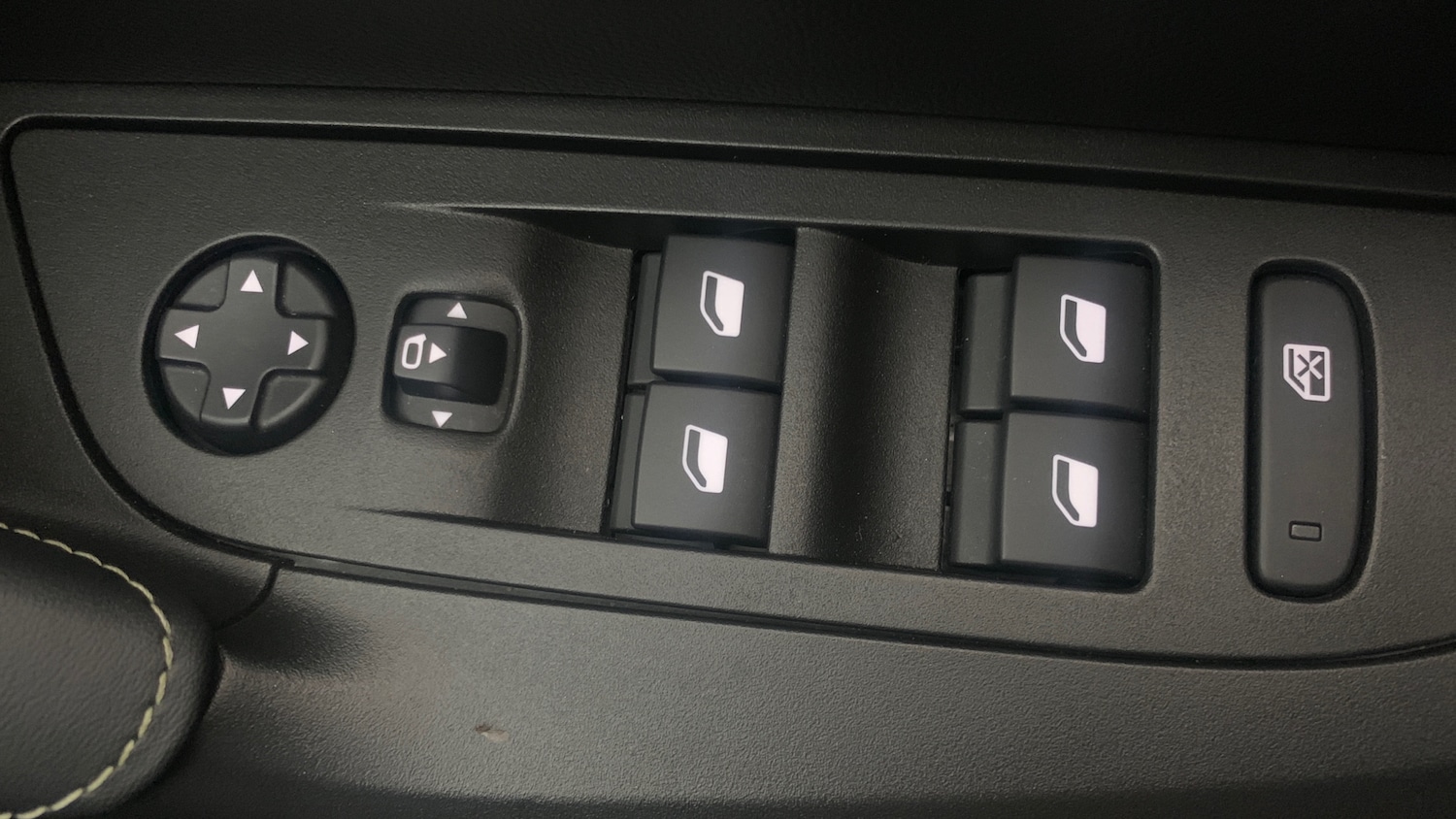 Used Peugeot 2008 2022 for sale - 76574426: Photo 39