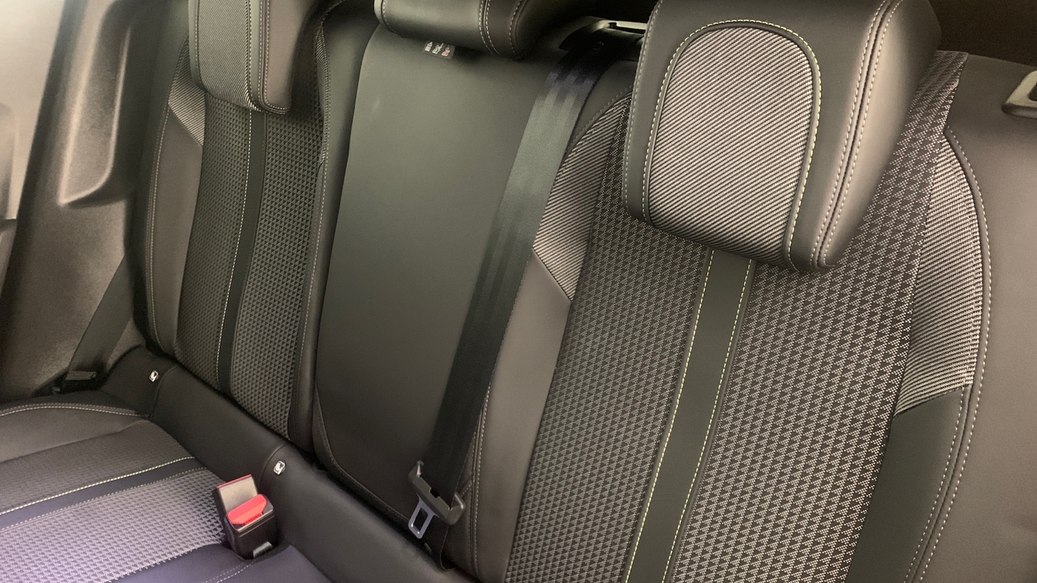 Used Peugeot 2008 2022 for sale - 76574426: Photo 8