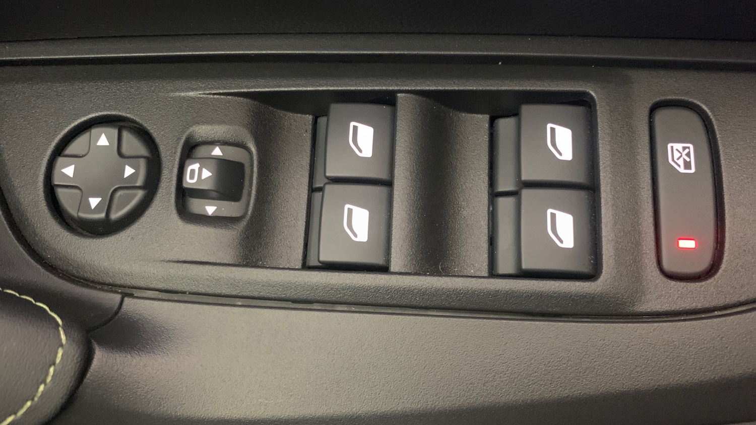 Used Peugeot 2008 2025 for sale - 76621406: Photo 37