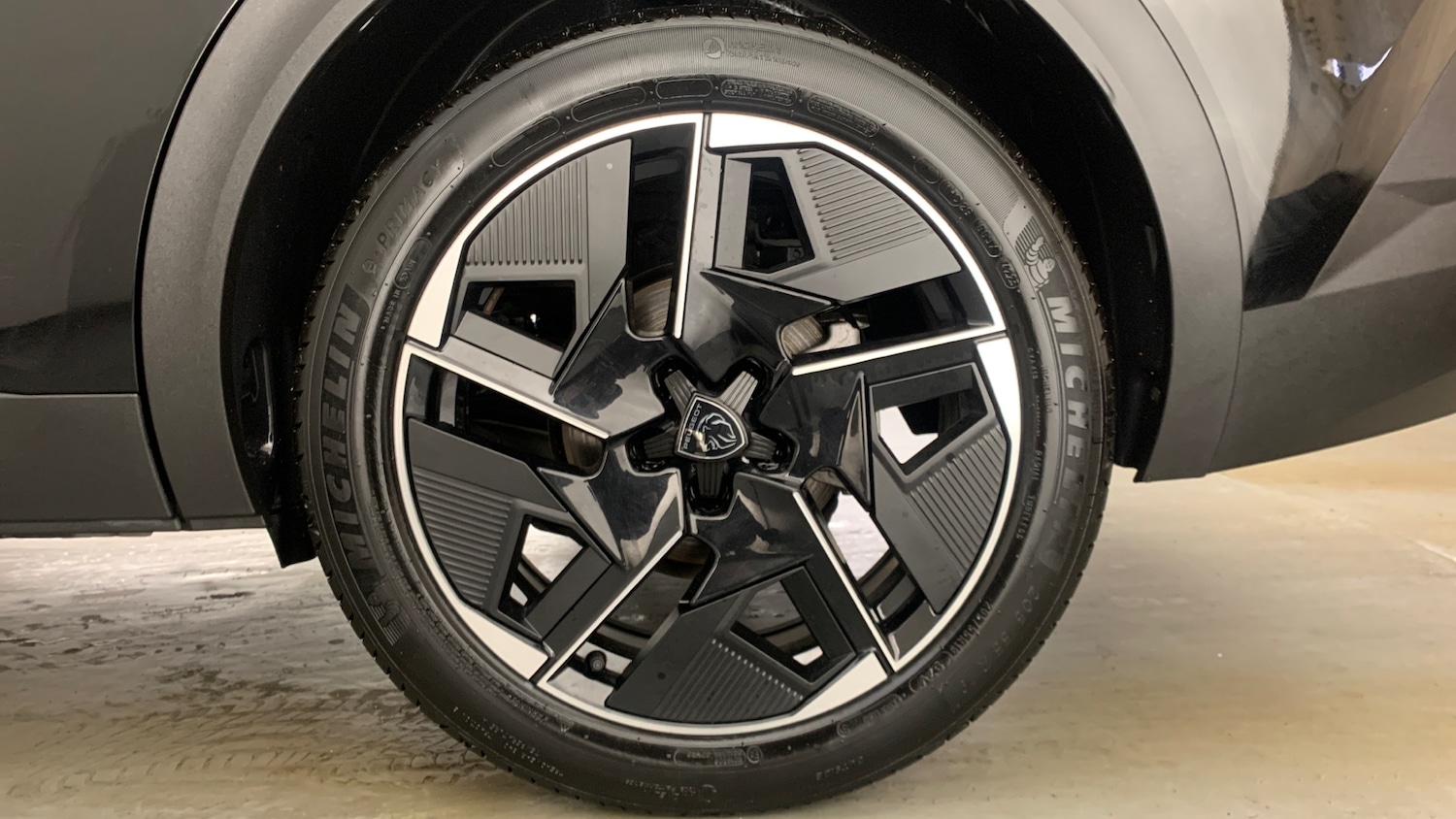 Used Peugeot 408 2024 for sale - 76574449: Photo 17