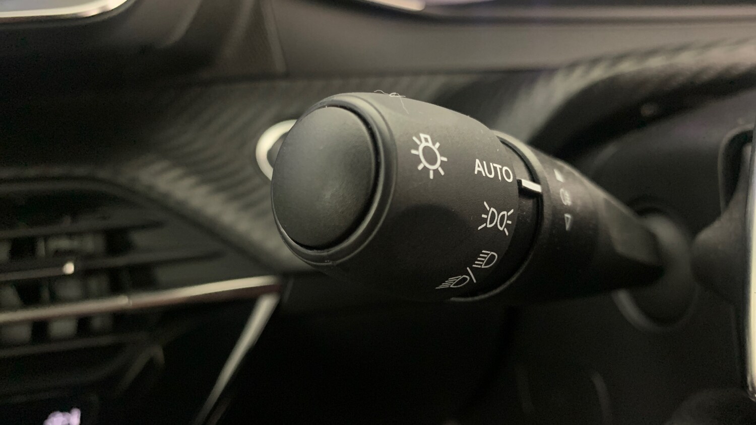 Used Peugeot 208 2025 for sale - 76887943: Photo 35