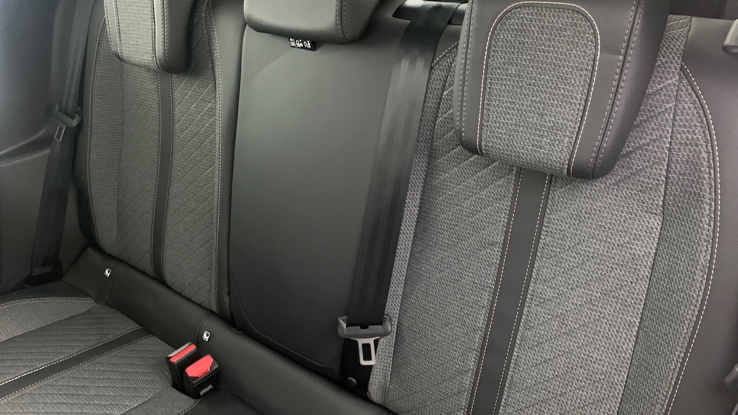 Used Peugeot 208 2025 for sale - 76887943: Photo 8