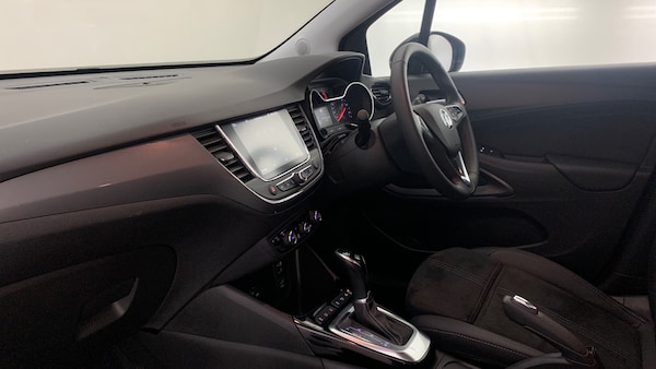 Used Vauxhall Crossland 2024 for sale - 76216467: Photo 2