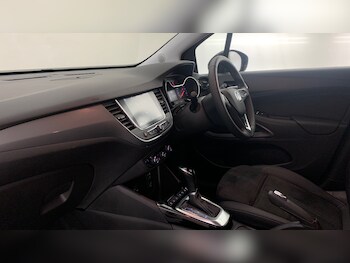 Used Vauxhall Crossland 2024 for sale - 76216467: Photo 2