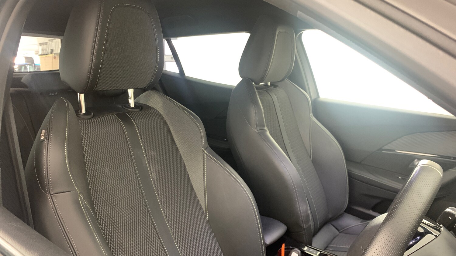 Used Peugeot 2008 2024 for sale - 77569762: Photo 28