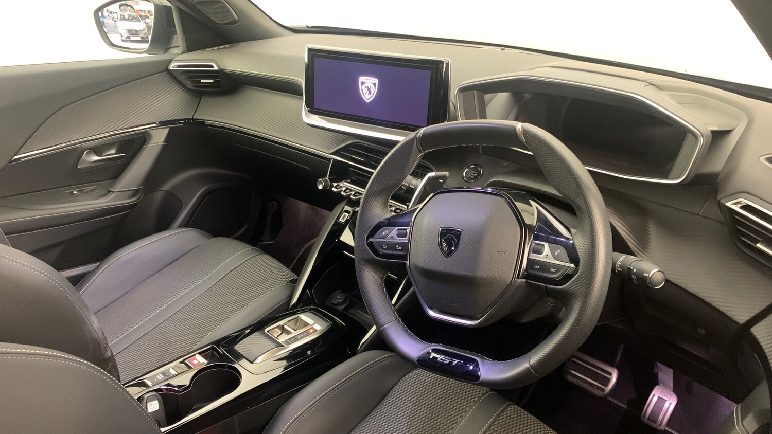 Used Peugeot 2008 2024 for sale - 77569762: Photo 29