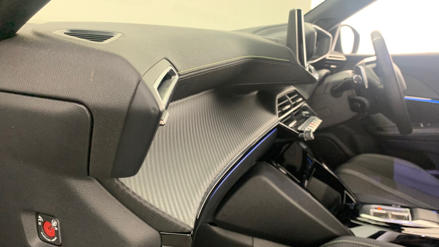 Used Peugeot 2008 2024 for sale - 77569762: Photo 42