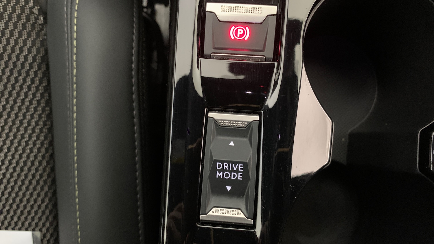 Used Peugeot 208 2025 for sale - 77009428: Photo 32