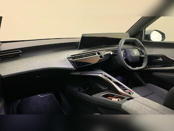 Used Peugeot 5008 2025 for sale - 78823872: Photo