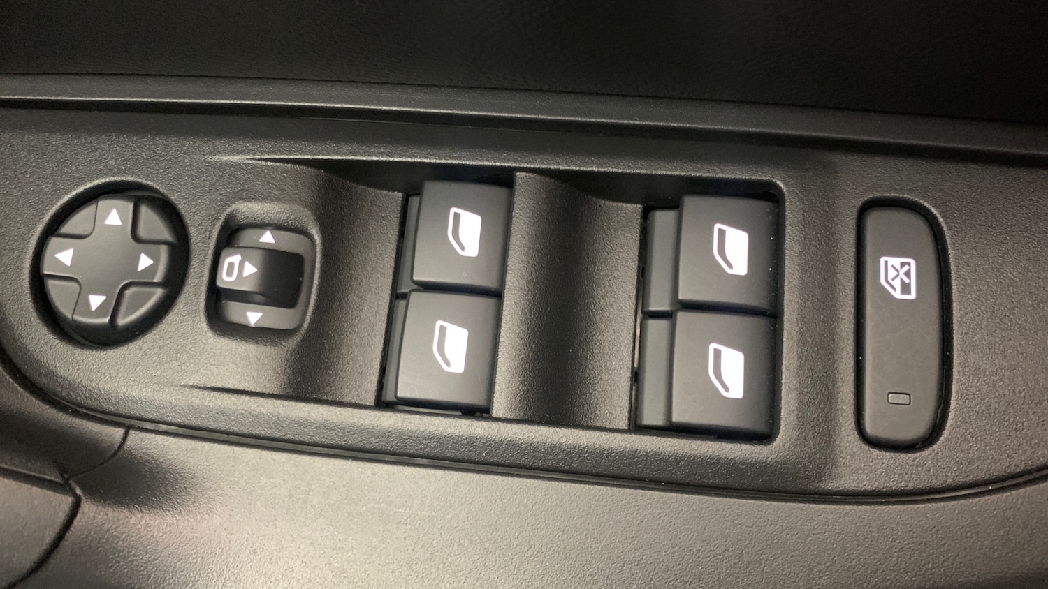 Used Peugeot 2008 2025 for sale - 77192841: Photo 45