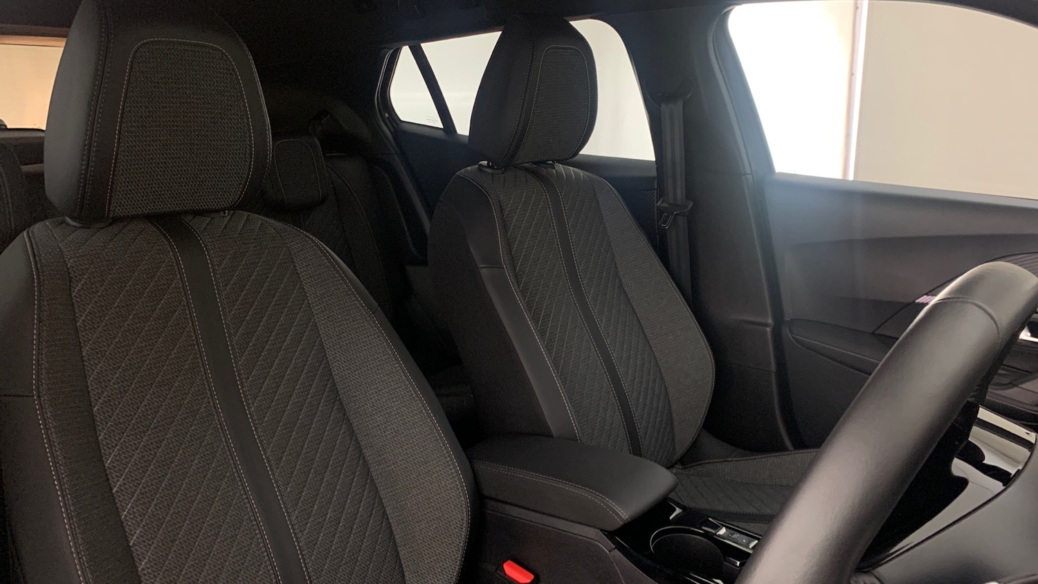 Used Peugeot 2008 2025 for sale - 77192841: Photo 58