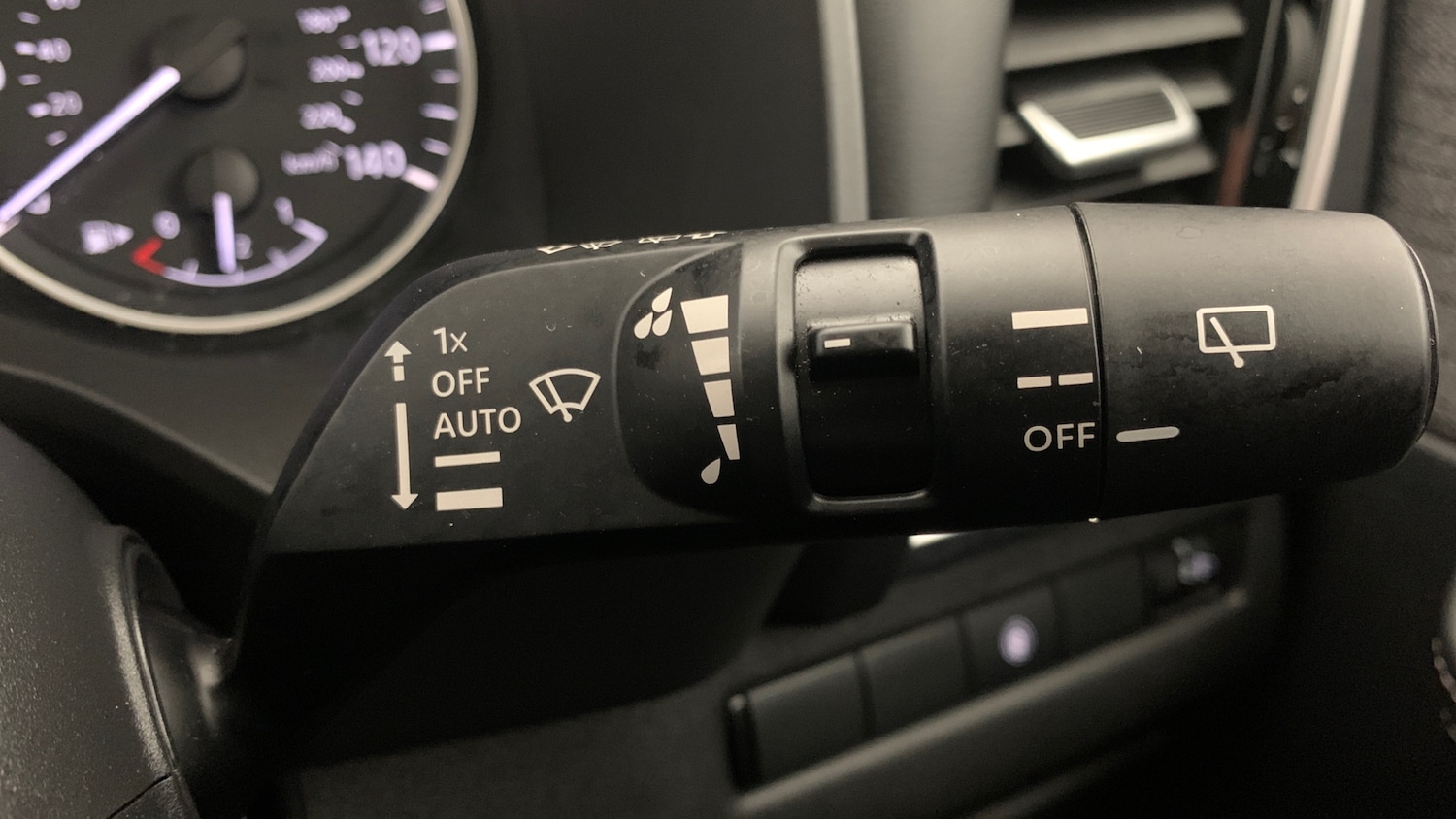 Used Nissan X-Trail 2024 for sale - 76073715: Photo 34