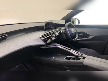 Used Peugeot 3008 2025 for sale - 76123557: Photo 2