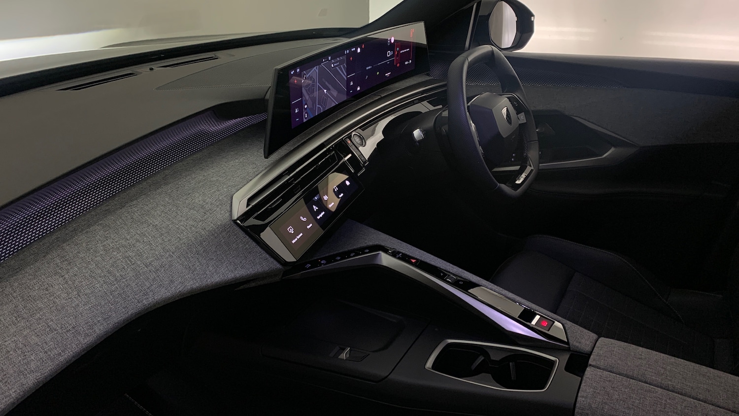 Used Peugeot 3008 2025 for sale - 77332377: Photo 2