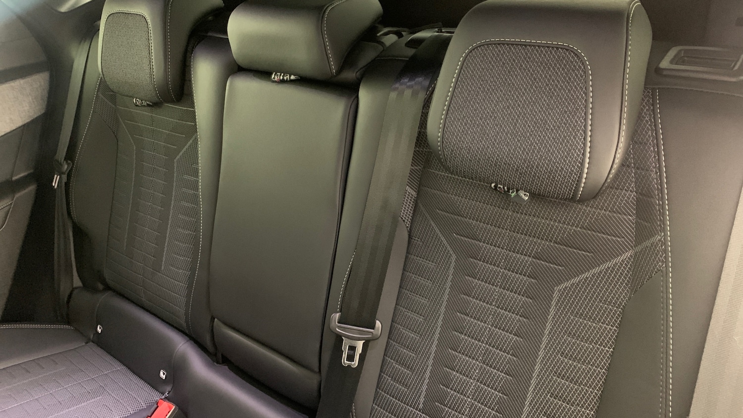 Used Peugeot 3008 2025 for sale - 77332377: Photo 9