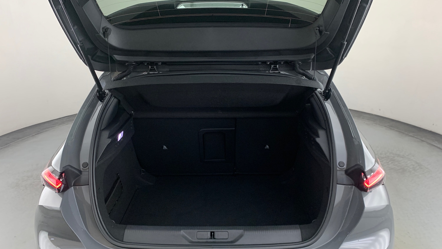 Used Peugeot 308 2024 for sale - 76474354: Photo 5