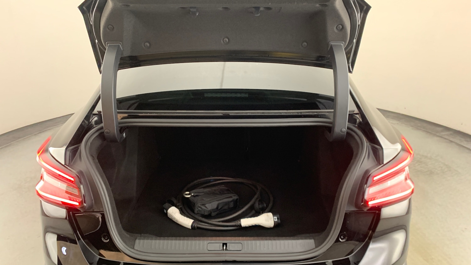 Used Citroen C4 2023 for sale - 76744086: Photo 5