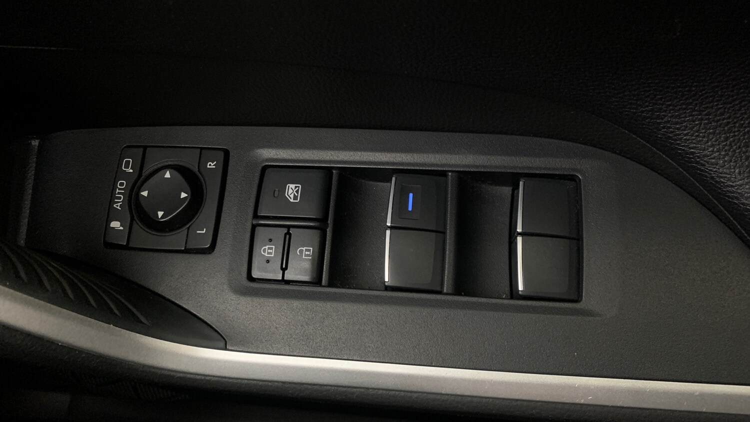 Used Toyota RAV4 2021 for sale - 76168059: Photo 35