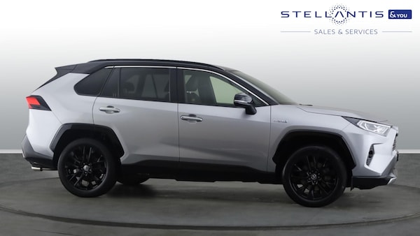 Used Toyota RAV4 2021 for sale - 76168059: Photo 4