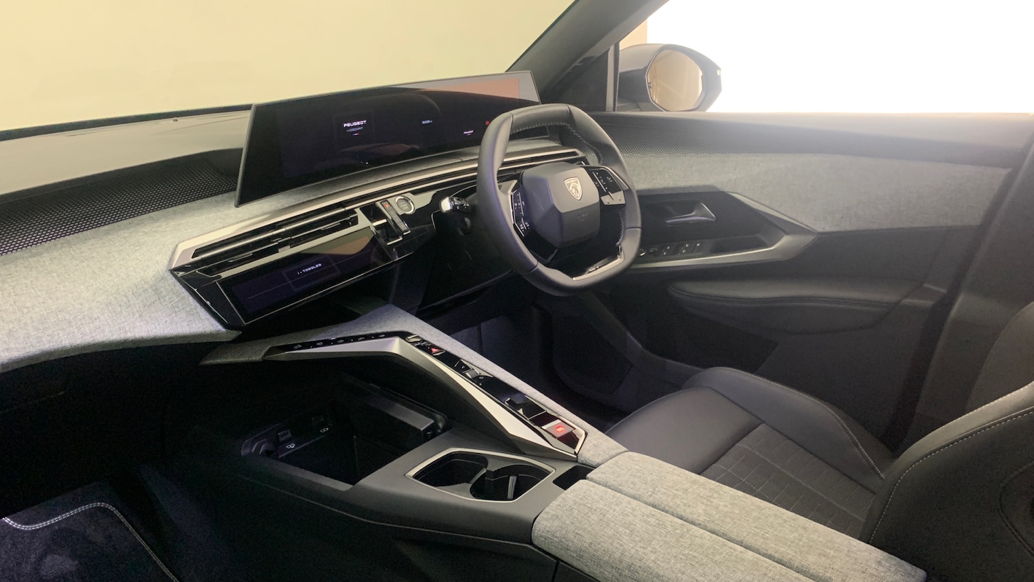 Used Peugeot 3008 2025 for sale - 77539108: Photo 2