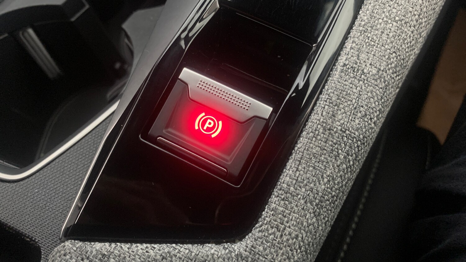 Used Peugeot 3008 2024 for sale - 77697382: Photo 36