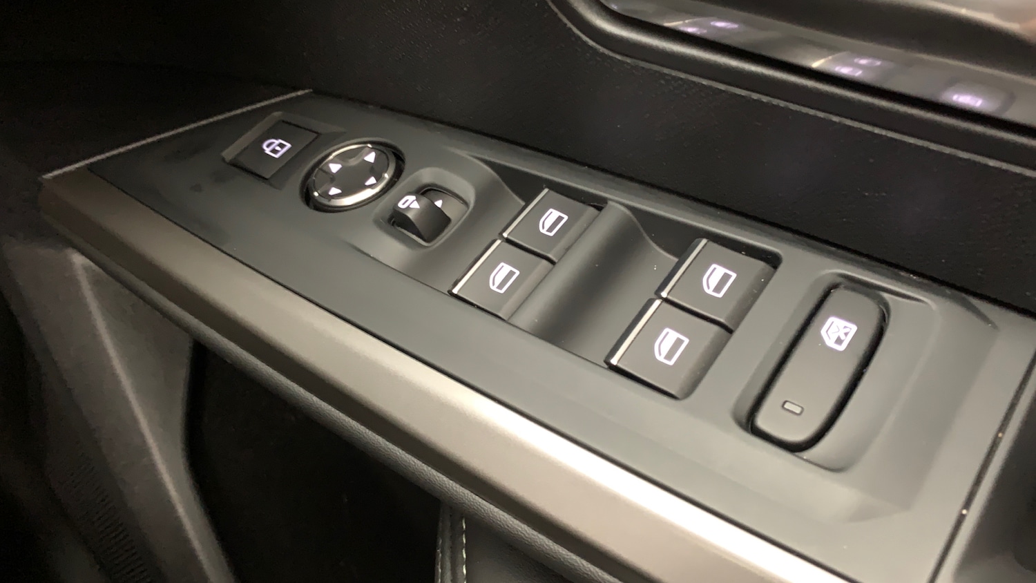 Used Peugeot 3008 2025 for sale - 77959113: Photo 39