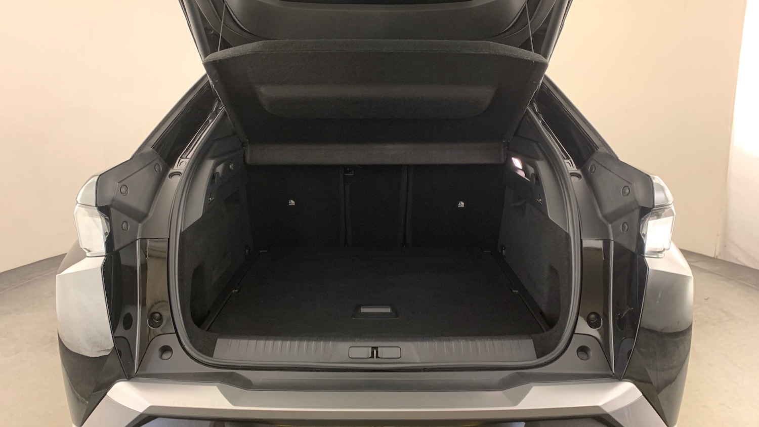 Used Peugeot 3008 2025 for sale - 77959113: Photo 5