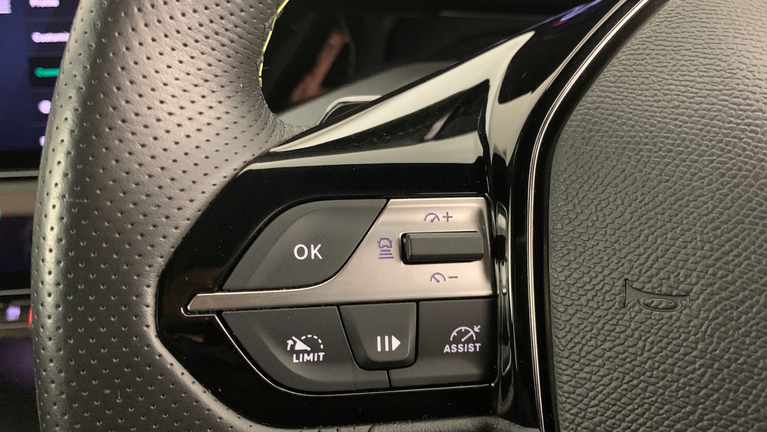 Used Peugeot 408 2024 for sale - 76574451: Photo 19