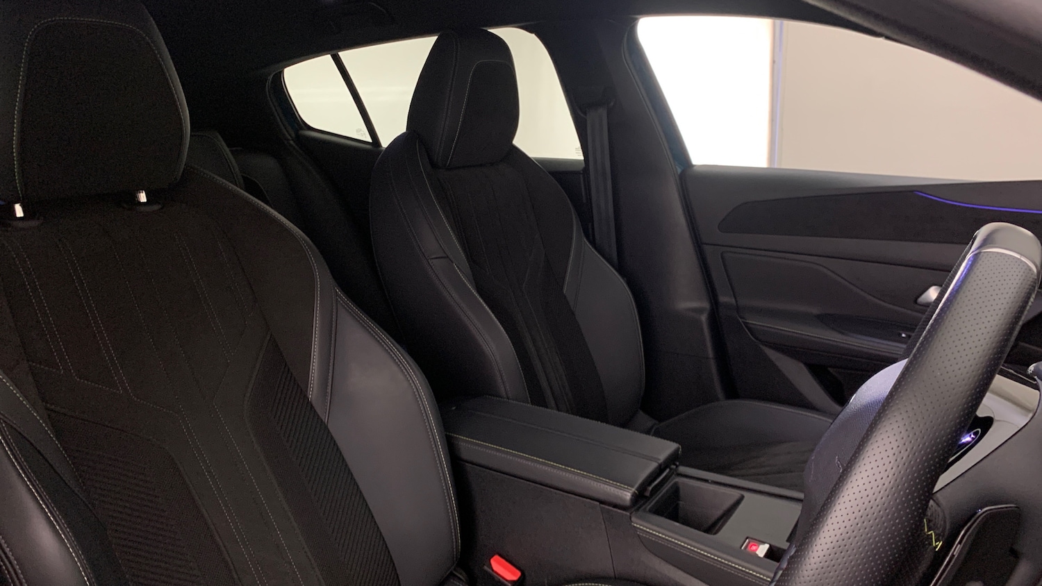 Used Peugeot 408 2024 for sale - 76574451: Photo 42