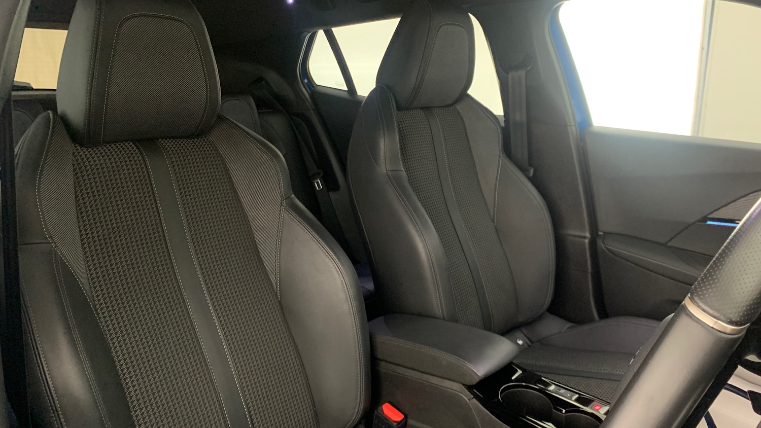 Used Peugeot 2008 2022 for sale - 76574462: Photo 44