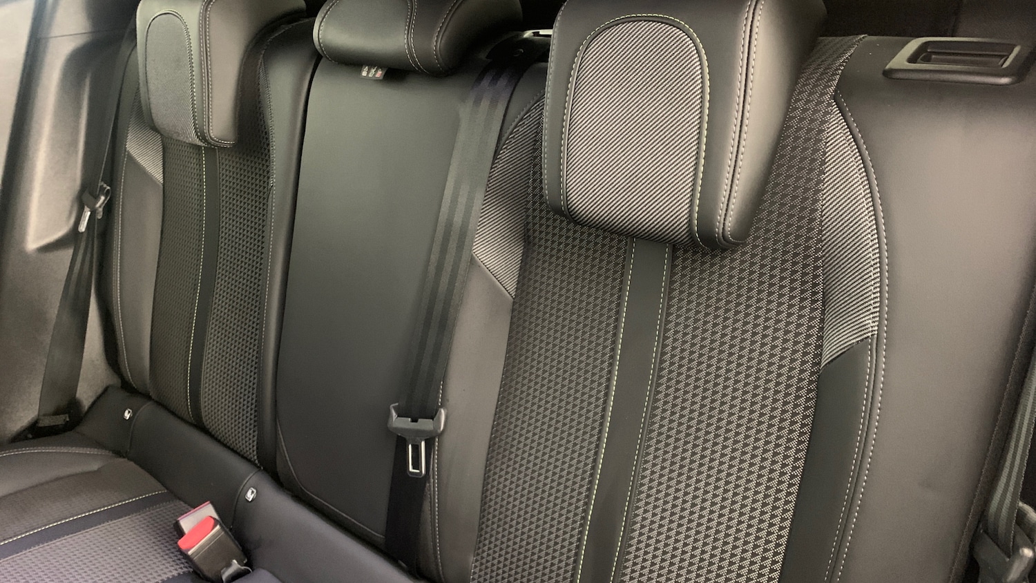 Used Peugeot 2008 2022 for sale - 76574462: Photo 8