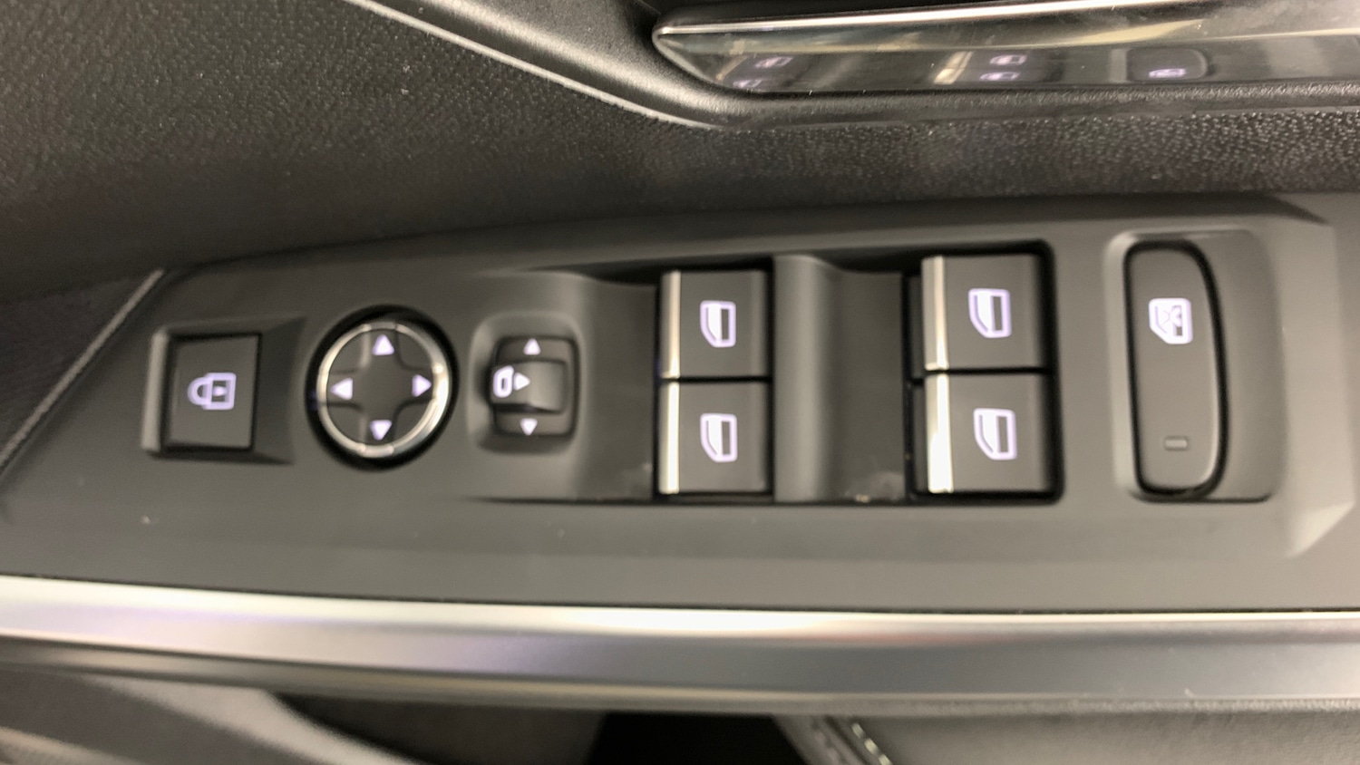 Used Peugeot 3008 2024 for sale - 77724581: Photo 39