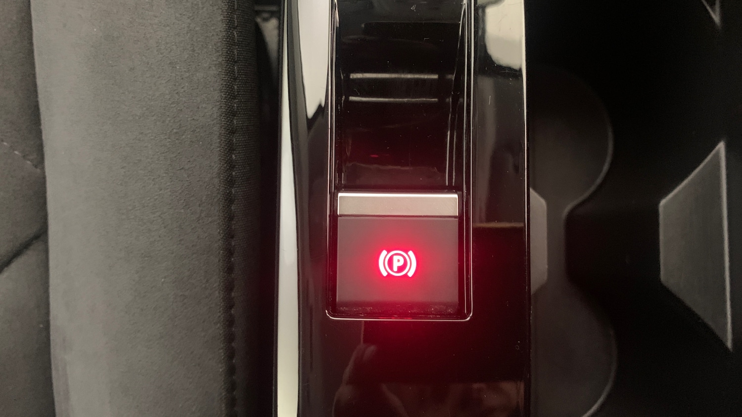 Used Citroen C4 2024 for sale - 76977290: Photo 32