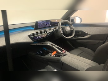 Used Peugeot 5008 2025 for sale - 79554395: Photo