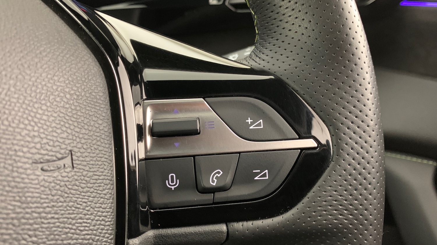 Used Peugeot 408 2024 for sale - 77009416: Photo 18