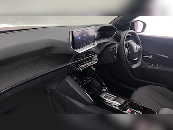 Used Peugeot 2008 2025 for sale - 76574366: Photo