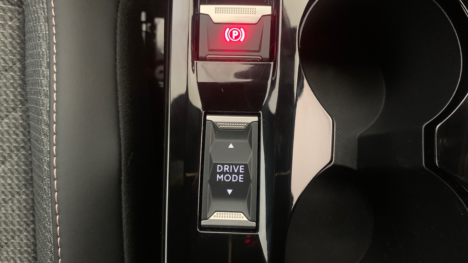 Used Peugeot 2008 2025 for sale - 76574366: Photo 32