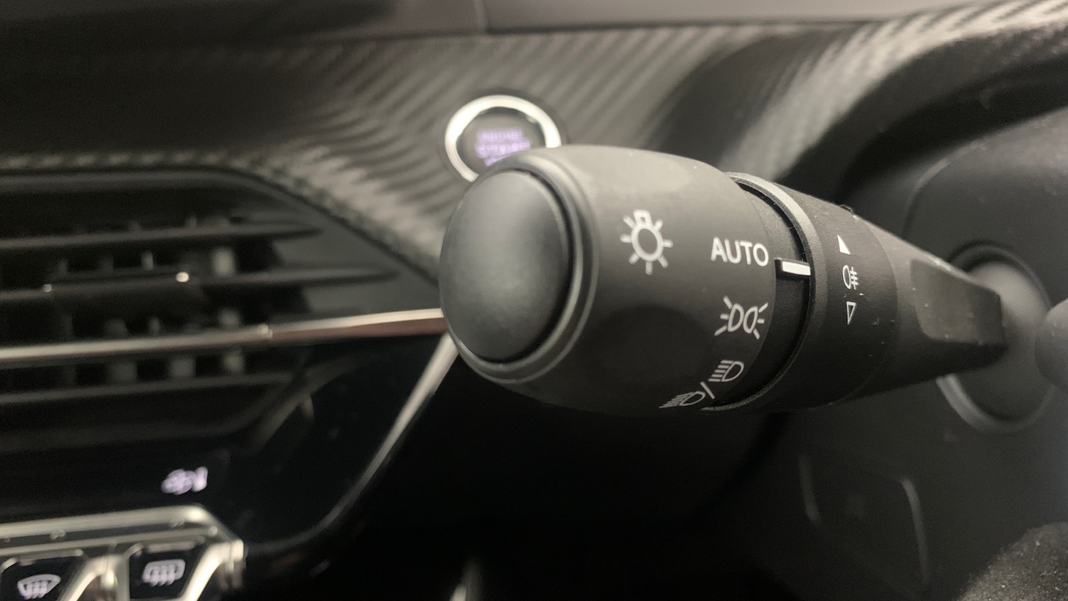 Used Peugeot 2008 2025 for sale - 76574366: Photo 35