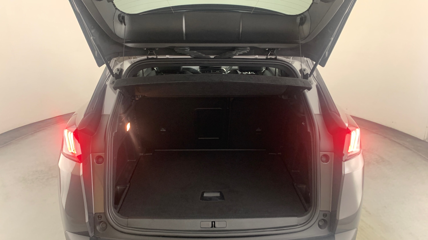 Used Peugeot 3008 2024 for sale - 76271378: Photo 5