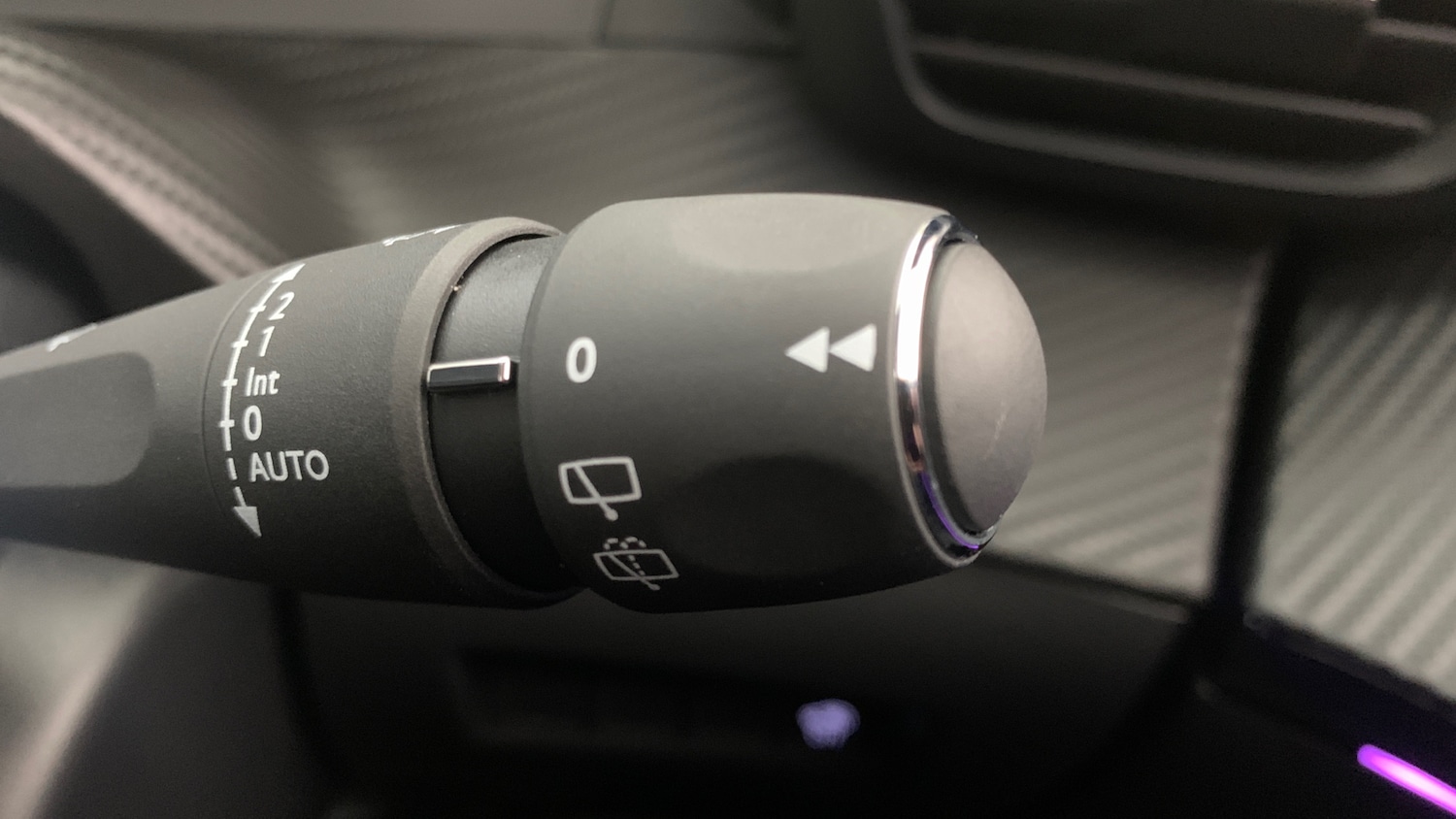 Used Peugeot 2008 2024 for sale - 76977286: Photo 37