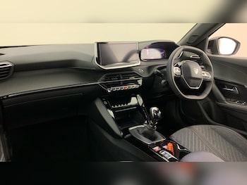 Used Peugeot 2008 2025 for sale - 78418037: Photo