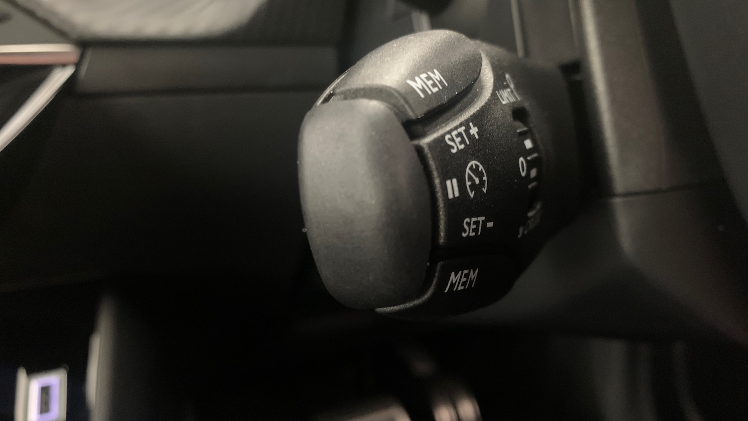 Used Peugeot 2008 2024 for sale - 77192798: Photo 44