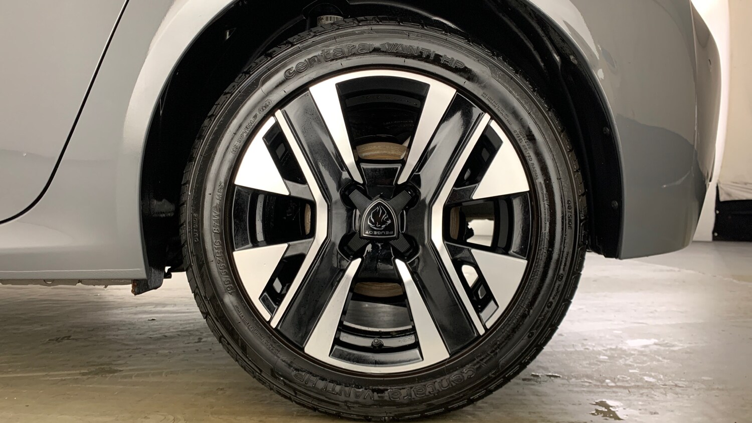 Used Peugeot 208 2024 for sale - 76647089: Photo 17